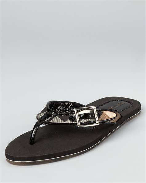 Burberry flip flops